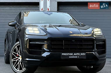 Внедорожник / Кроссовер Porsche Cayenne Coupe 2024 в Киеве