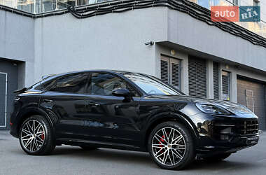 Внедорожник / Кроссовер Porsche Cayenne Coupe 2024 в 