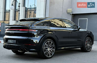 Внедорожник / Кроссовер Porsche Cayenne Coupe 2024 в 