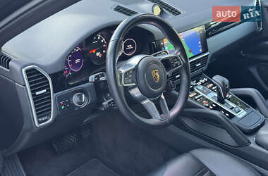 Внедорожник / Кроссовер Porsche Cayenne Coupe 2021 в 