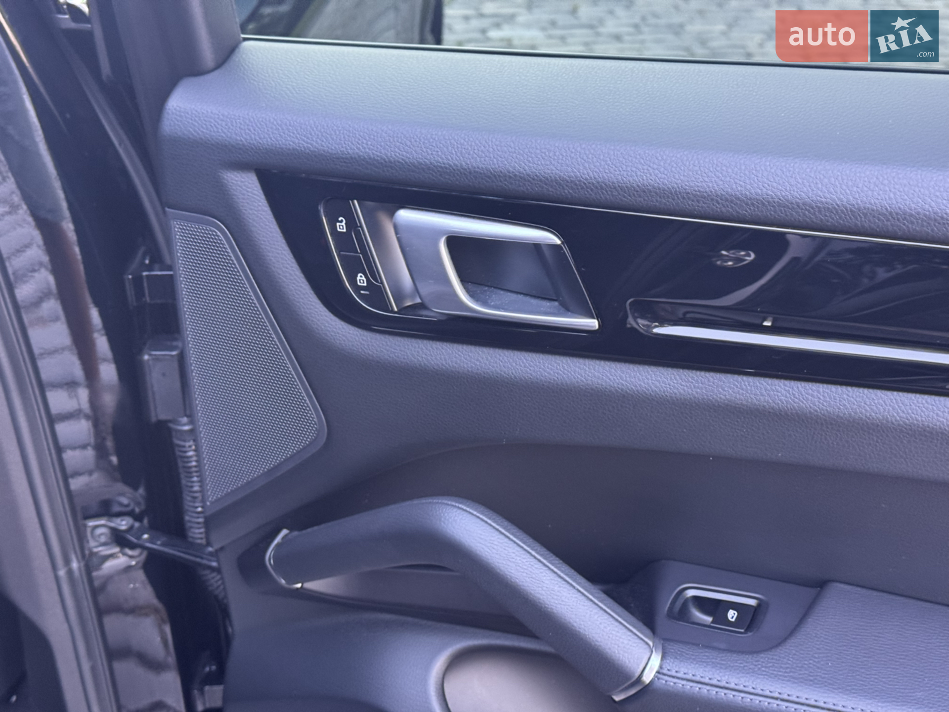 2021 Porsche Cayenne Coupe - мініатюра 22