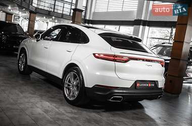 Внедорожник / Кроссовер Porsche Cayenne Coupe 2021 в 