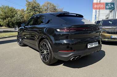 Позашляховик / Кросовер Porsche Cayenne Coupe 2024 в 