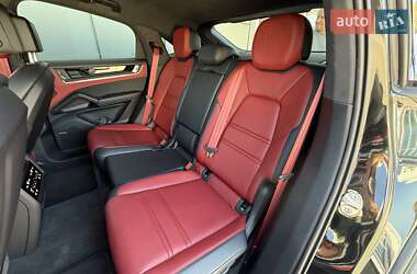 Позашляховик / Кросовер Porsche Cayenne Coupe 2024 в 