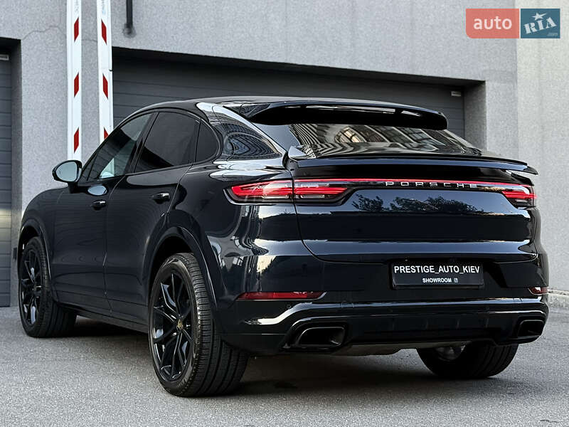 Внедорожник / Кроссовер Porsche Cayenne Coupe 2023 в Киеве