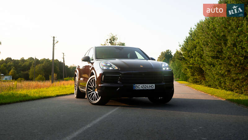 Porsche Cayenne Coupe 2021