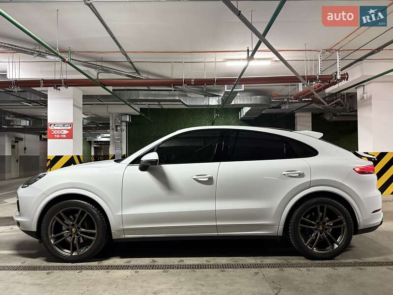 Внедорожник / Кроссовер Porsche Cayenne Coupe 2019 в Киеве