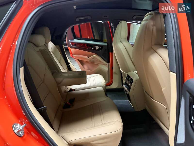 Позашляховик / Кросовер Porsche Cayenne Coupe 2020 в Києві