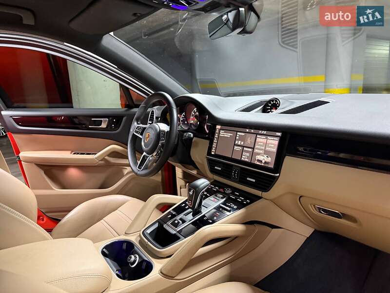 Позашляховик / Кросовер Porsche Cayenne Coupe 2020 в Києві