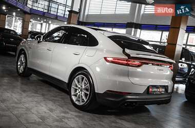 Внедорожник / Кроссовер Porsche Cayenne Coupe 2023 в 