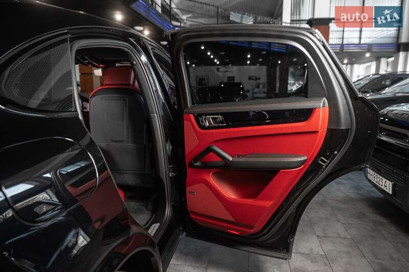 Позашляховик / Кросовер Porsche Cayenne Coupe 2021 в Одесі фото 22 Позашляховик / Кросовер Porsche Cayenne Coupe 2021 в Одесі