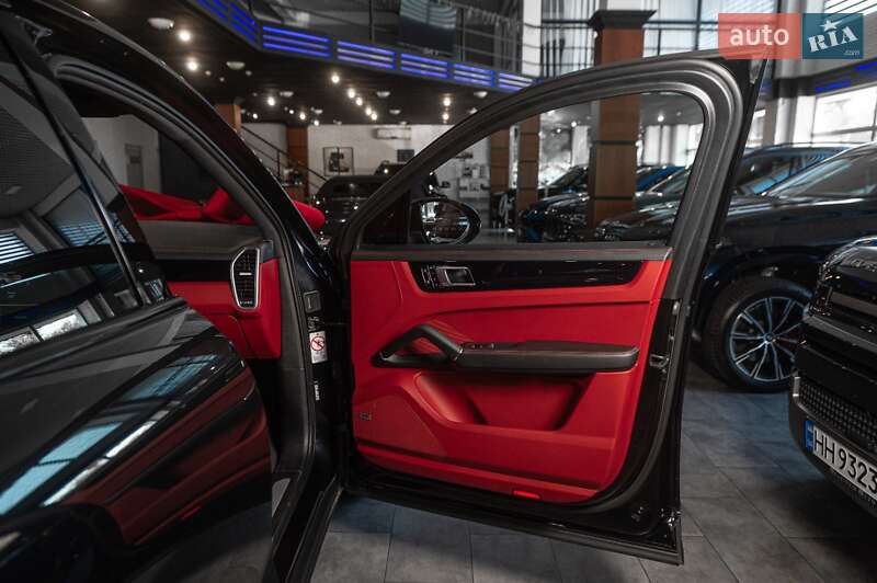 Позашляховик / Кросовер Porsche Cayenne Coupe 2021 в Одесі фото 81 Позашляховик / Кросовер Porsche Cayenne Coupe 2021 в Одесі