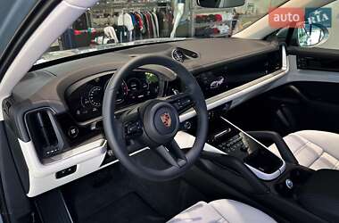 Внедорожник / Кроссовер Porsche Cayenne Coupe 2024 в 
