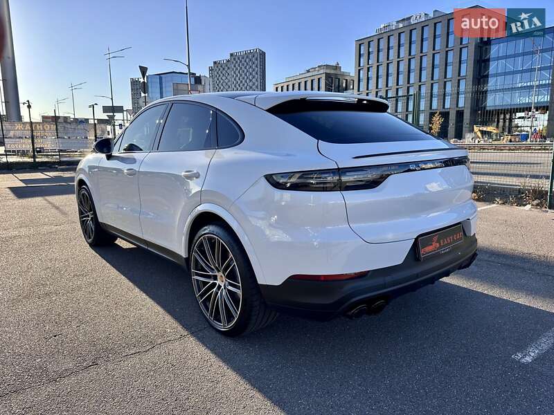 Внедорожник / Кроссовер Porsche Cayenne Coupe 2019 в Киеве