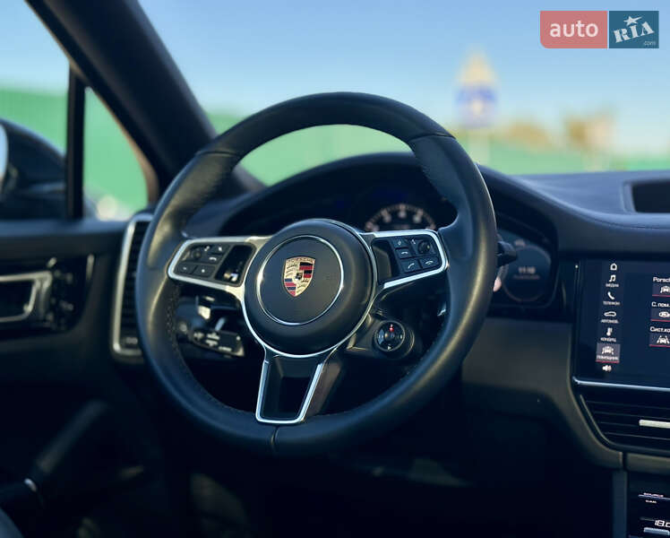 Позашляховик / Кросовер Porsche Cayenne Coupe 2019 в Києві