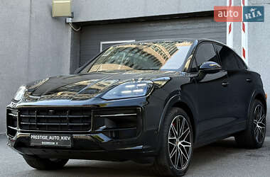 Позашляховик / Кросовер Porsche Cayenne Coupe 2024 в 