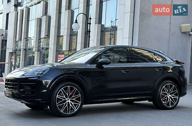 Позашляховик / Кросовер Porsche Cayenne Coupe 2024 в 