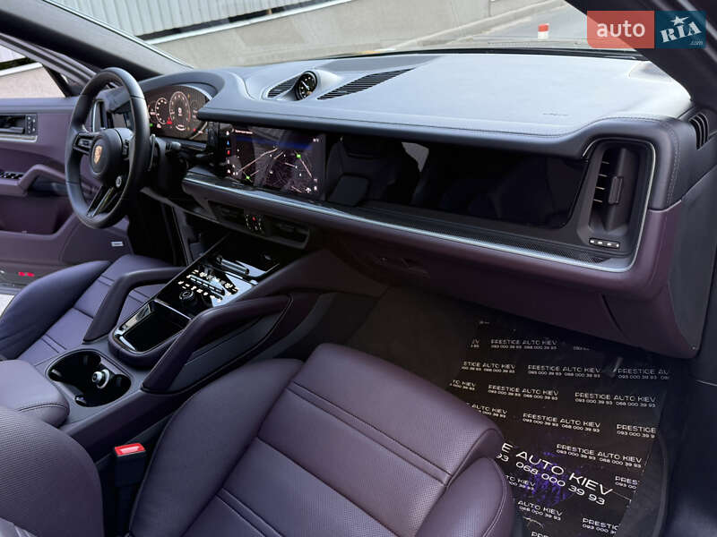 Позашляховик / Кросовер Porsche Cayenne Coupe 2024 в Києві
