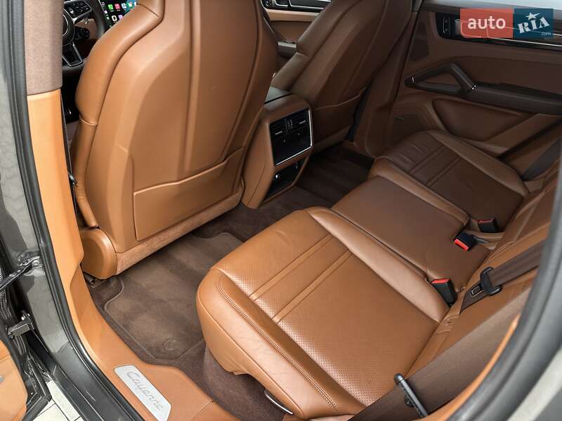 Внедорожник / Кроссовер Porsche Cayenne Coupe 2020 в Мукачево