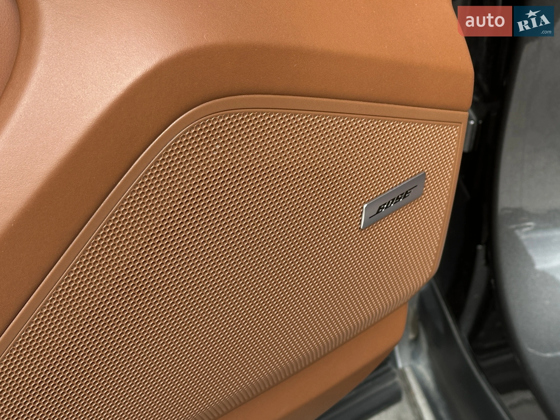 2020 Porsche Cayenne Coupe - мініатюра 33