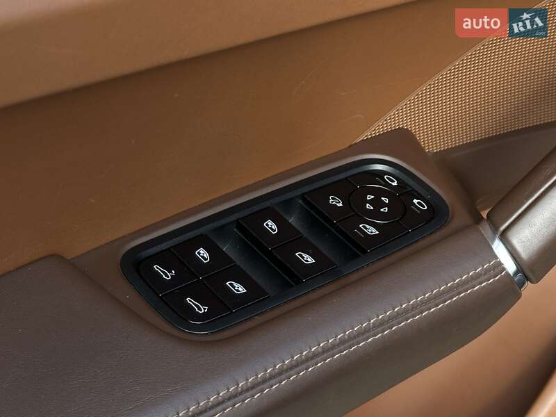 Внедорожник / Кроссовер Porsche Cayenne Coupe 2020 в Мукачево