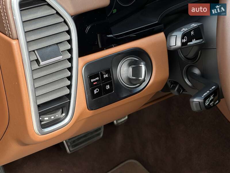 Внедорожник / Кроссовер Porsche Cayenne Coupe 2020 в Мукачево