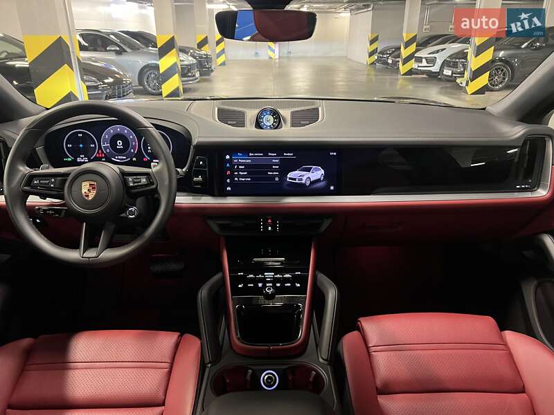 Внедорожник / Кроссовер Porsche Cayenne Coupe 2024 в Киеве
