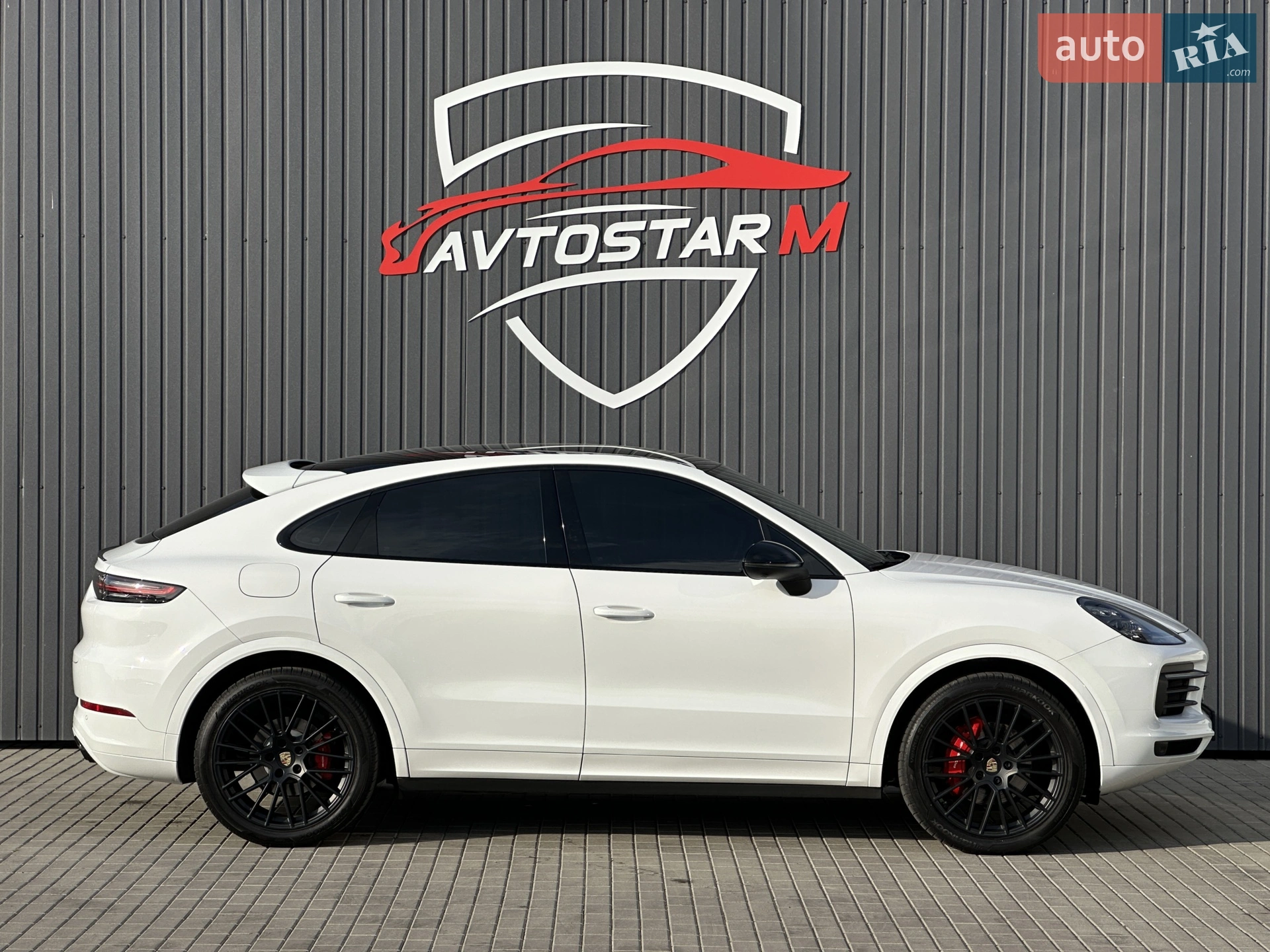 2020 Porsche Cayenne Coupe - мініатюра 4