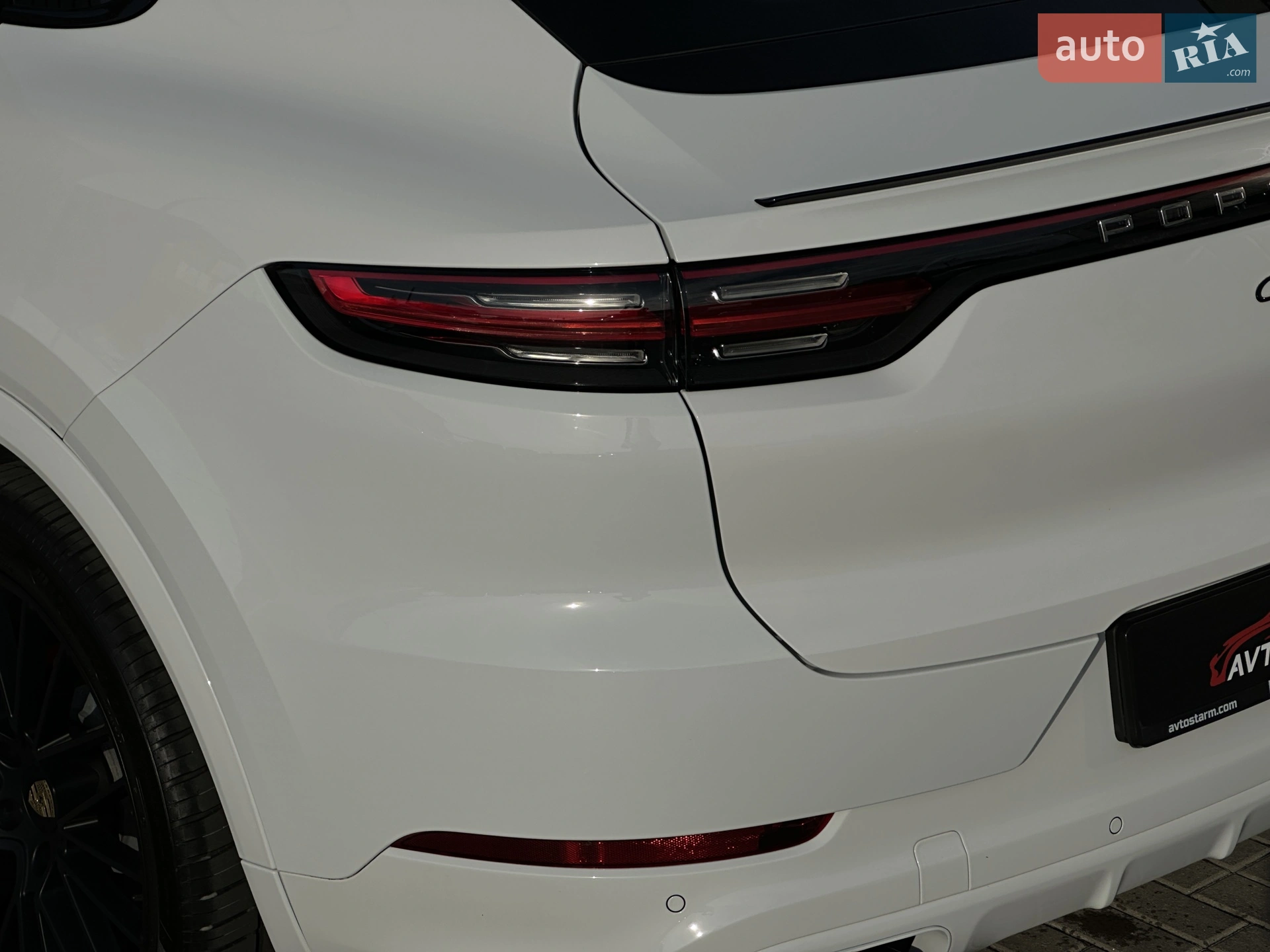 2020 Porsche Cayenne Coupe - мініатюра 18