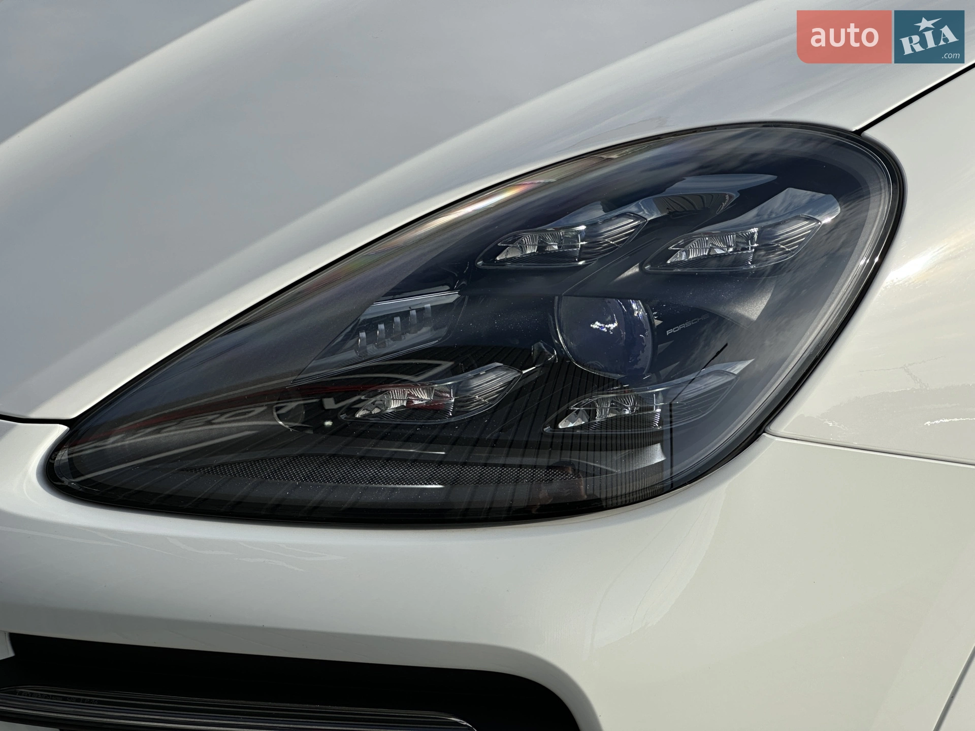2020 Porsche Cayenne Coupe - мініатюра 38