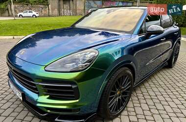 Внедорожник / Кроссовер Porsche Cayenne Coupe 2019 в 