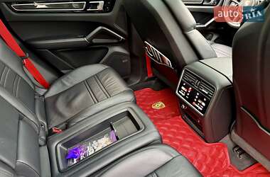Внедорожник / Кроссовер Porsche Cayenne Coupe 2019 в 