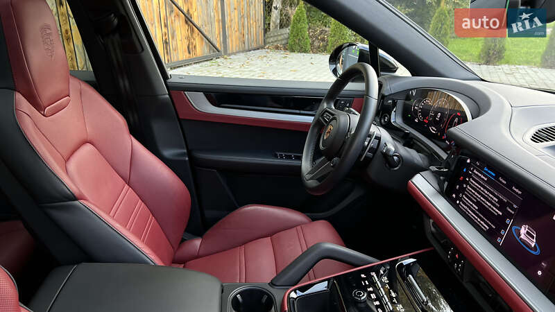 Позашляховик / Кросовер Porsche Cayenne Coupe 2023 в Львові
