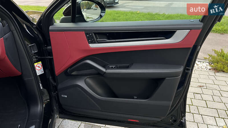 Позашляховик / Кросовер Porsche Cayenne Coupe 2023 в Львові