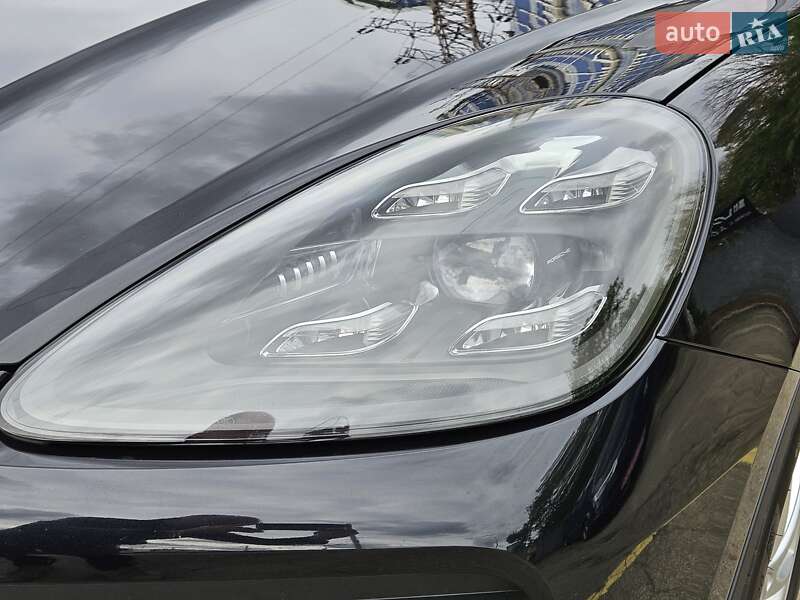 Позашляховик / Кросовер Porsche Cayenne Coupe 2020 в Києві фото 10 Позашляховик / Кросовер Porsche Cayenne Coupe 2020 в Києві