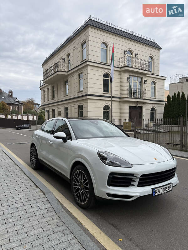 Внедорожник / Кроссовер Porsche Cayenne Coupe 2020 в Киеве