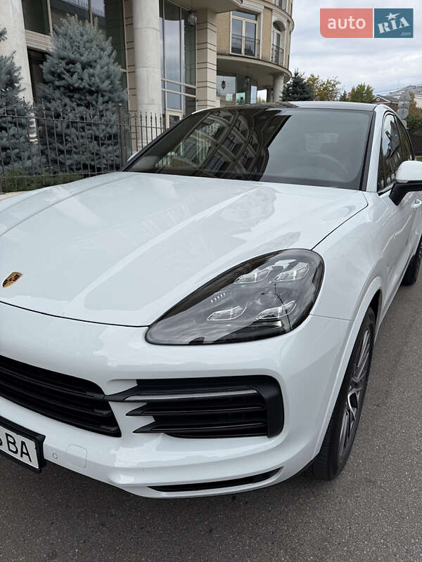 Внедорожник / Кроссовер Porsche Cayenne Coupe 2020 в Киеве