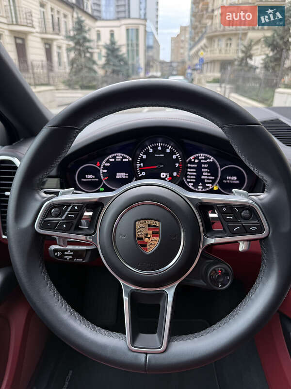 Внедорожник / Кроссовер Porsche Cayenne Coupe 2020 в Киеве