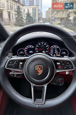 Внедорожник / Кроссовер Porsche Cayenne Coupe 2020 в  фото 18 Внедорожник / Кроссовер Porsche Cayenne Coupe 2020 в