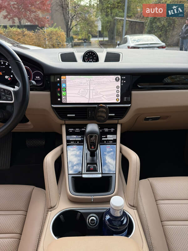 Внедорожник / Кроссовер Porsche Cayenne Coupe 2021 в Киеве фото 14 Внедорожник / Кроссовер Porsche Cayenne Coupe 2021 в Киеве