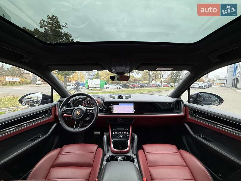 Позашляховик / Кросовер Porsche Cayenne Coupe 2024 в Києві фото 13 Позашляховик / Кросовер Porsche Cayenne Coupe 2024 в Києві