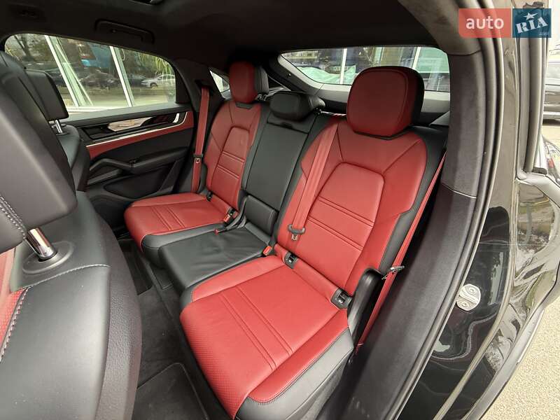 Позашляховик / Кросовер Porsche Cayenne Coupe 2024 в Києві фото 25 Позашляховик / Кросовер Porsche Cayenne Coupe 2024 в Києві