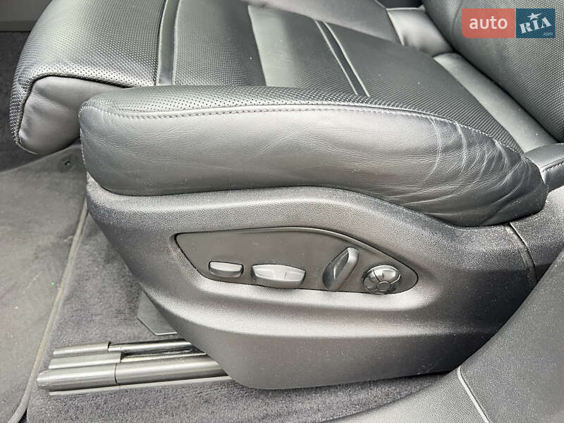 Позашляховик / Кросовер Porsche Cayenne Coupe 2023 в Києві фото 57 Позашляховик / Кросовер Porsche Cayenne Coupe 2023 в Києві