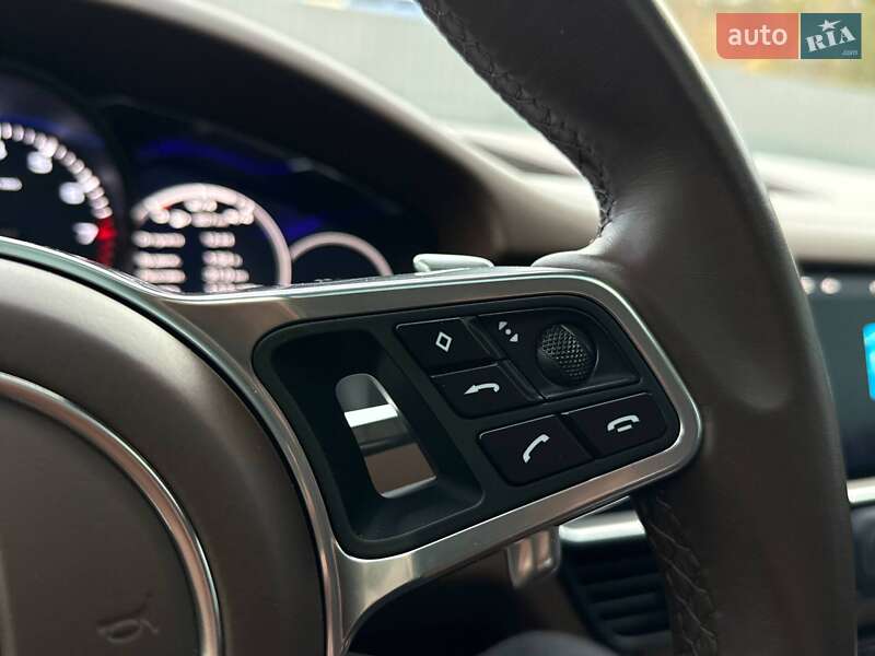 Позашляховик / Кросовер Porsche Cayenne Coupe 2019 в Києві