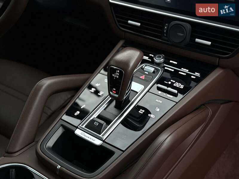 Позашляховик / Кросовер Porsche Cayenne Coupe 2019 в Києві