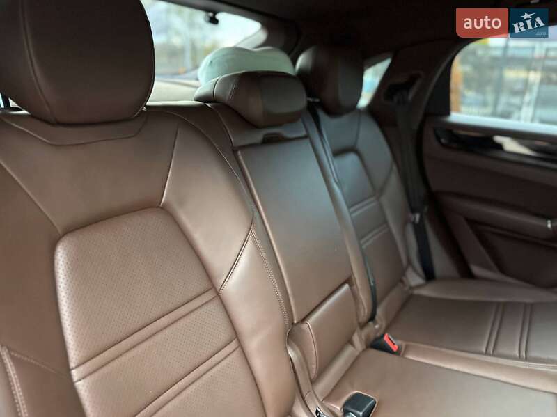 Позашляховик / Кросовер Porsche Cayenne Coupe 2019 в Києві