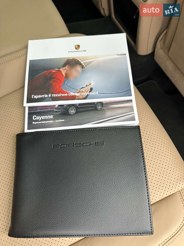 Позашляховик / Кросовер Porsche Cayenne Coupe 2021 в Києві