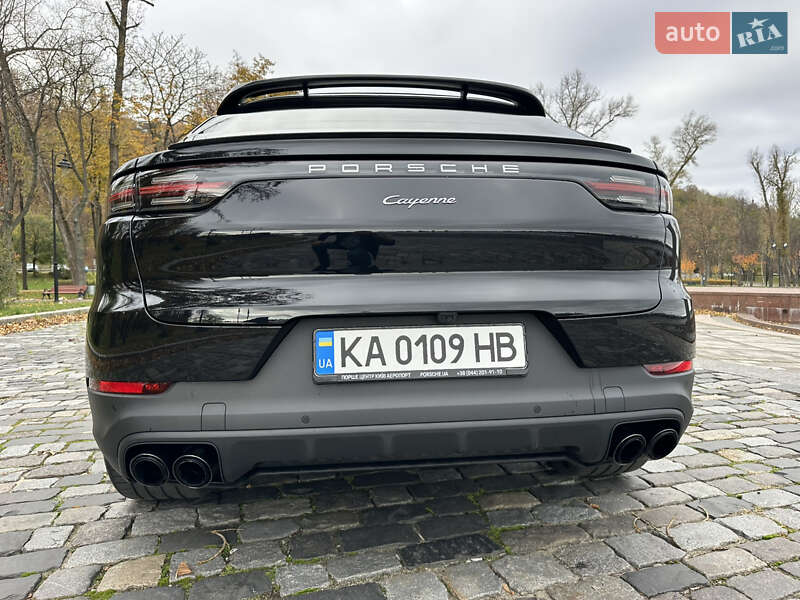Позашляховик / Кросовер Porsche Cayenne Coupe 2021 в Києві