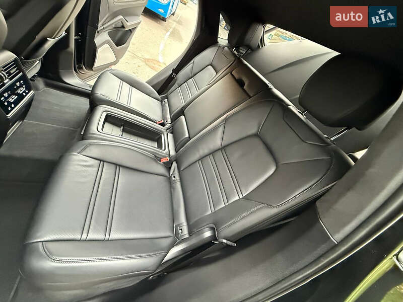 Внедорожник / Кроссовер Porsche Cayenne Coupe 2023 в Киеве фото 87 Внедорожник / Кроссовер Porsche Cayenne Coupe 2023 в Киеве