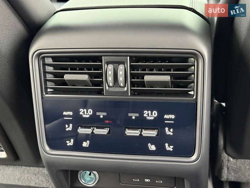 Внедорожник / Кроссовер Porsche Cayenne Coupe 2023 в Киеве фото 103 Внедорожник / Кроссовер Porsche Cayenne Coupe 2023 в Киеве